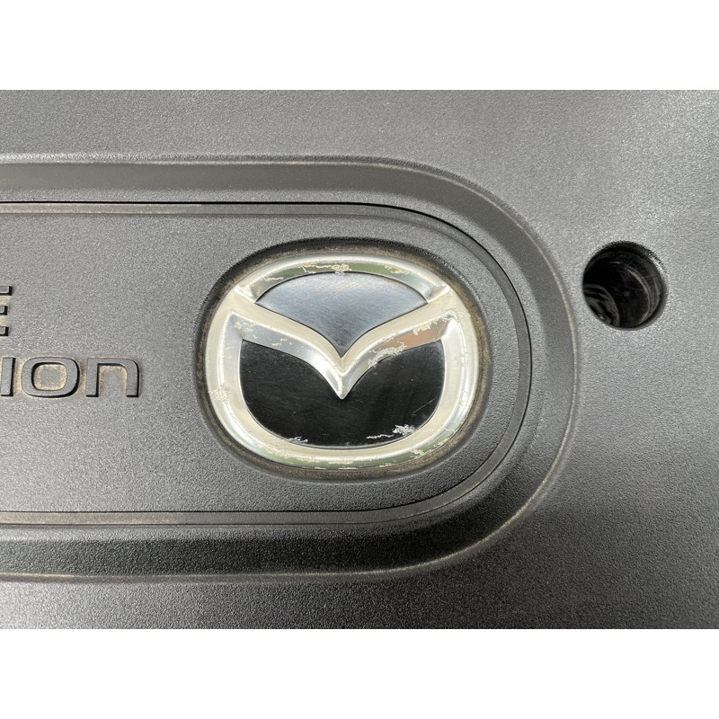 Декоративная крышка двигателя (двигатель и элементы) Mazda 6 GG 2004 2.0 RF5 RF5C10231