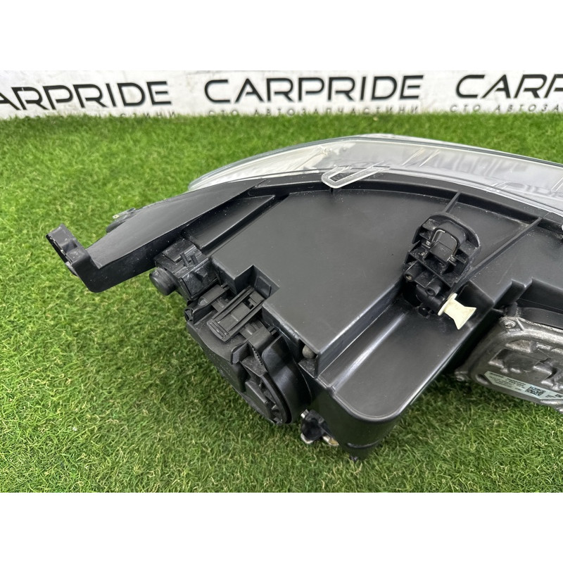 Фара (оптика) BMW X5 E70 2013-2015 3.0 63127298451