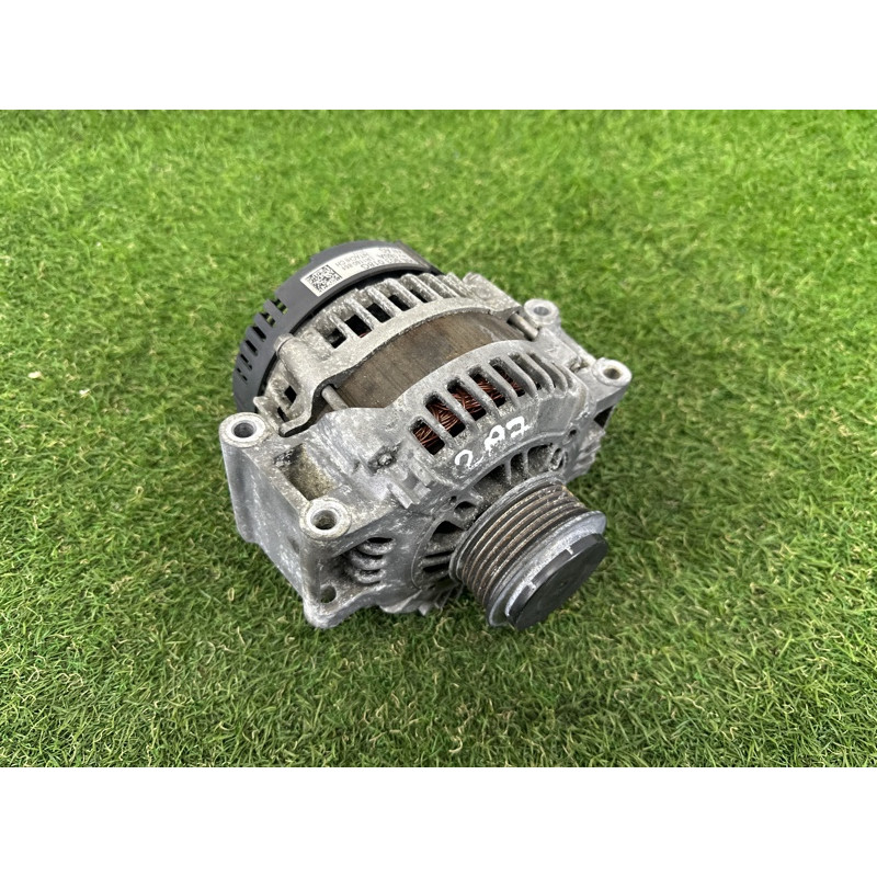 Генератор (электрика) AUDI A7 4G 2012 3.0 CGXB 06E903018M