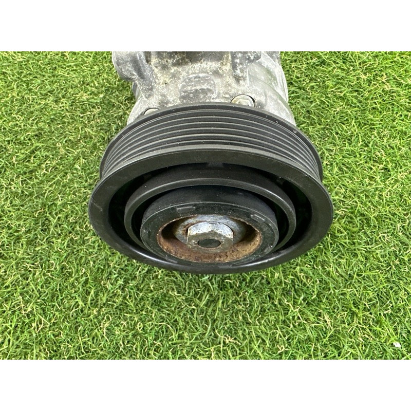 Компрессор кондиционера (отопление и кондиционирование) AUDI A7 4G 2012 3.0 CGXB 4G0260805A