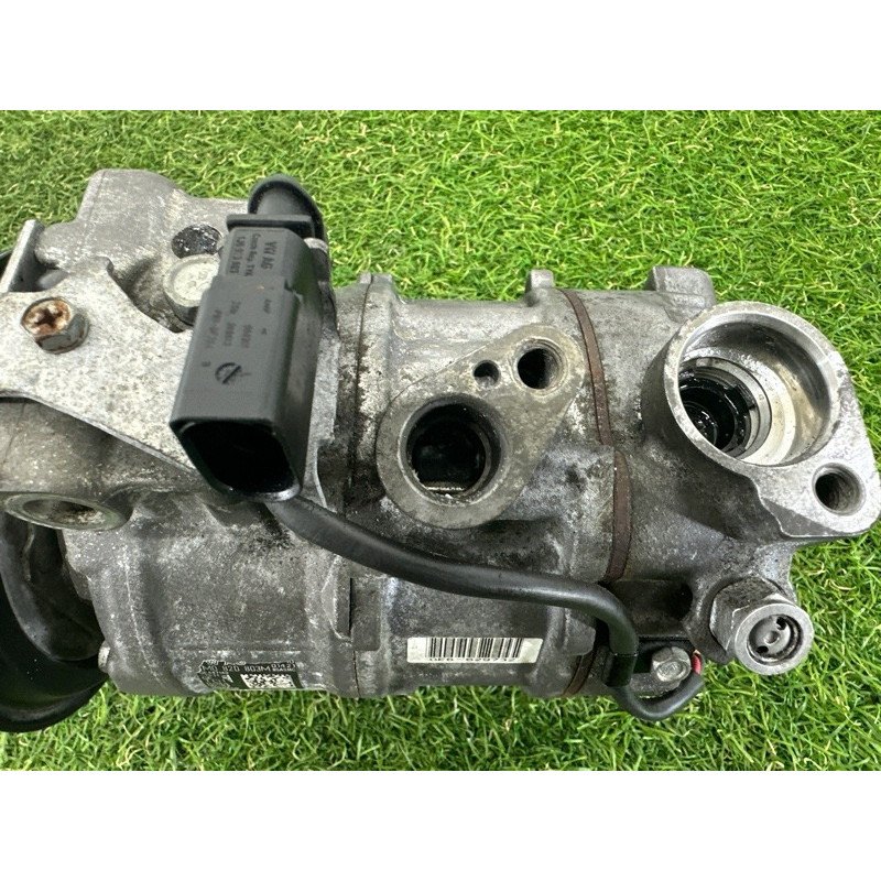 Компрессор кондиционера (отопление и кондиционирование) AUDI Q7 4M 2017 3.0 CREC 4M0820803M