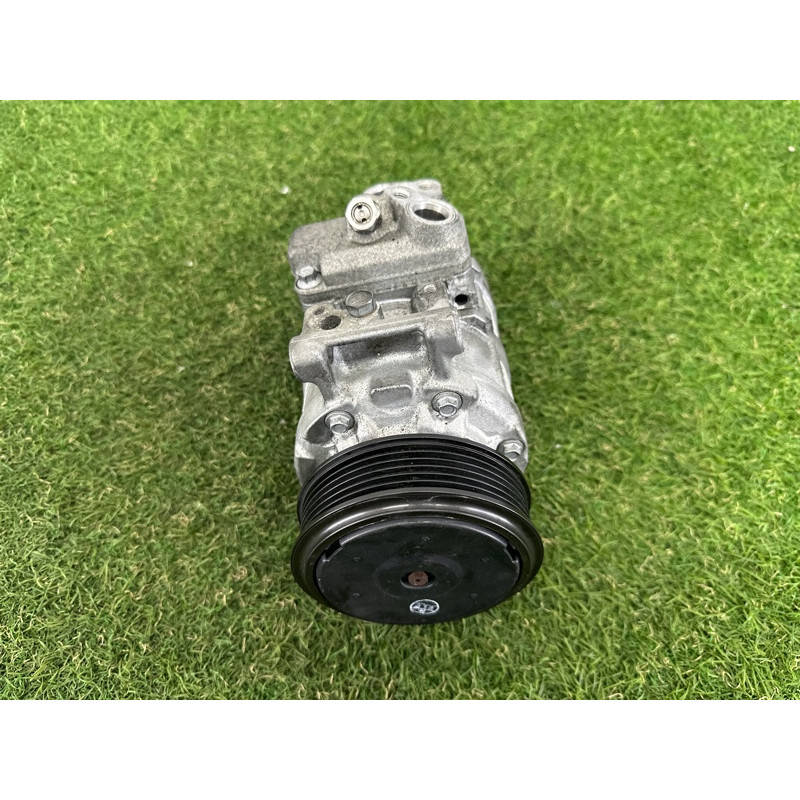 Компрессор кондиционера (отопление и кондиционирование) AUDI Q5 8R 2012 2.0 CAEB 8K0260805L