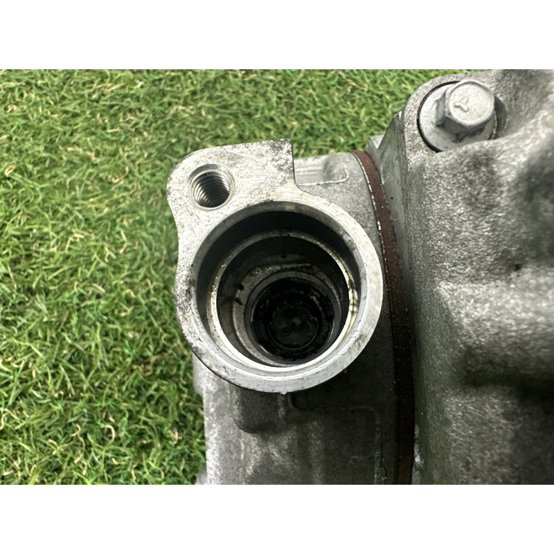 Компрессор кондиционера (отопление и кондиционирование) AUDI Q5 8R 2012 2.0 CAEB 8K0260805L