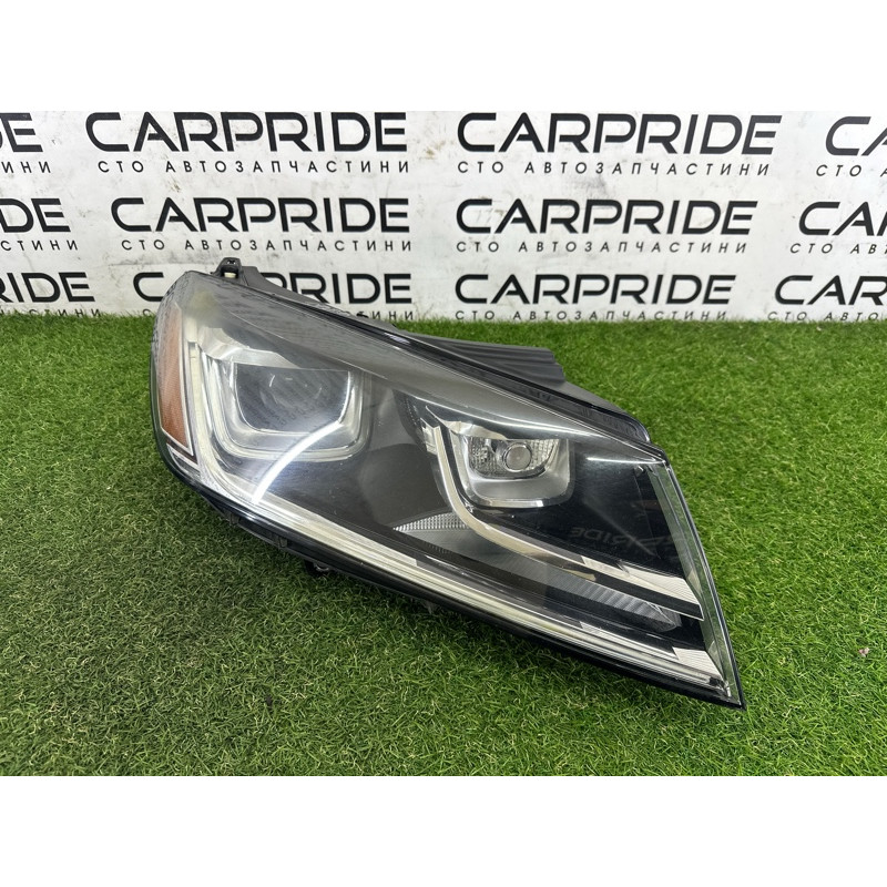 Фара (оптика) Volkswagen Touareg NF 2015 3.6 CGRA 7P0941754