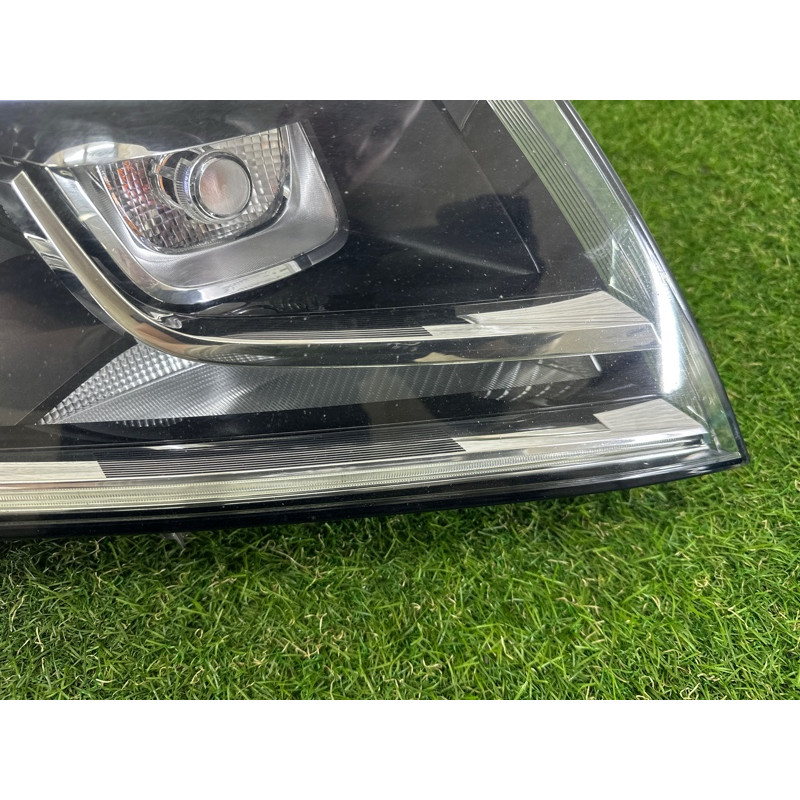 Фара (оптика) Volkswagen Touareg NF 2015 3.6 CGRA 7P0941754