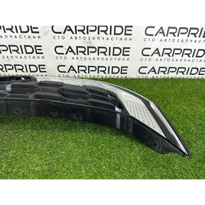 Решетка радиатора (наружные элементы кузова) Nissan Rogue T33 2021 2.5 PR25DD 623106RR0B