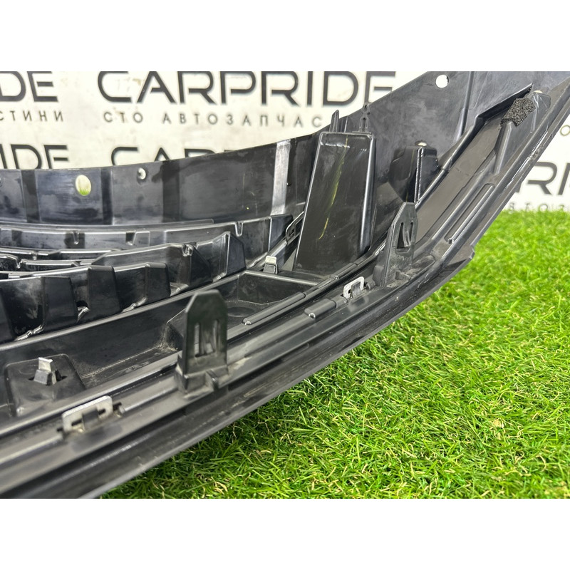 Решетка радиатора (наружные элементы кузова) Nissan Rogue T33 2021 2.5 PR25DD 623106RR0B