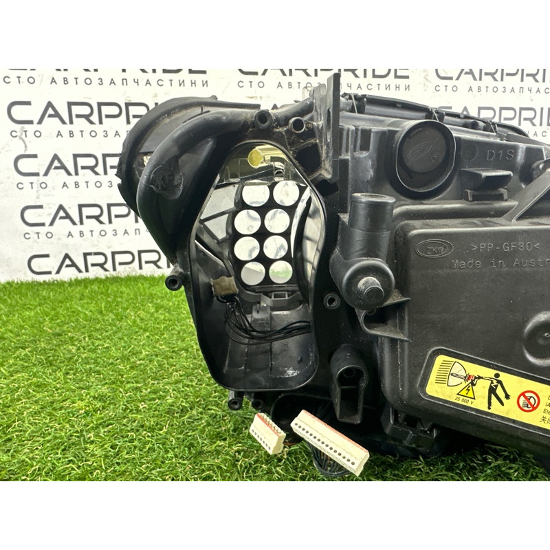 Фара (оптика) BMW 7-series F01 2011 3.0 N54 63117228423