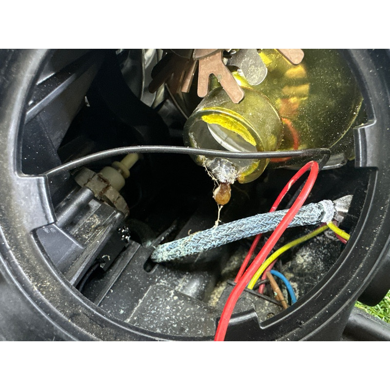 Фара (оптика) BMW 7-series F01 2011 3.0 N54 63117228423