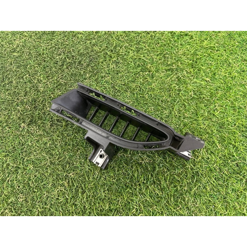 Решетка бампера (кузов и элементы) Nissan Rogue T33 2021 2.5 PR25DD 622576RR0A