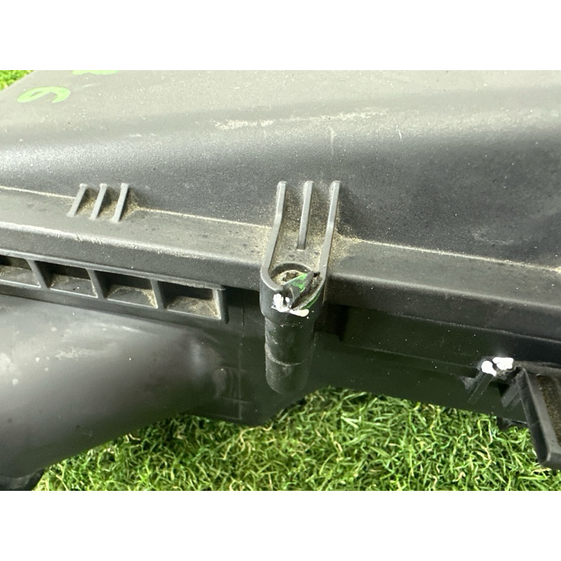 Корпус воздушного фильтра (впускная система) BMW X3 F25 2013 3.0 N55B30 13717583725