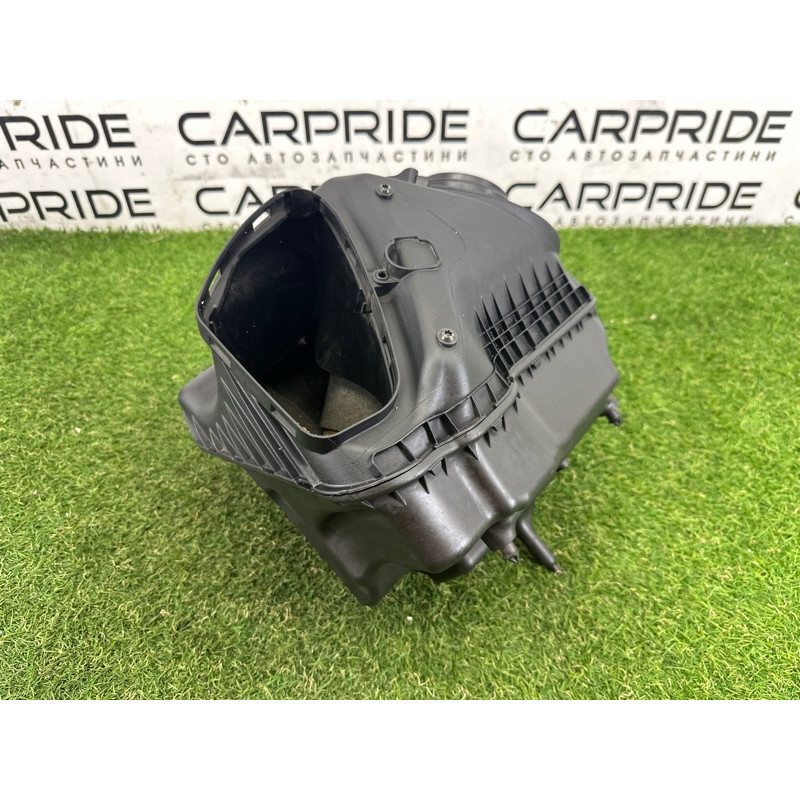 Корпус воздушного фильтра (впускная система) AUDI A7 4G 2012 3.0 CGXB 4G0133836R