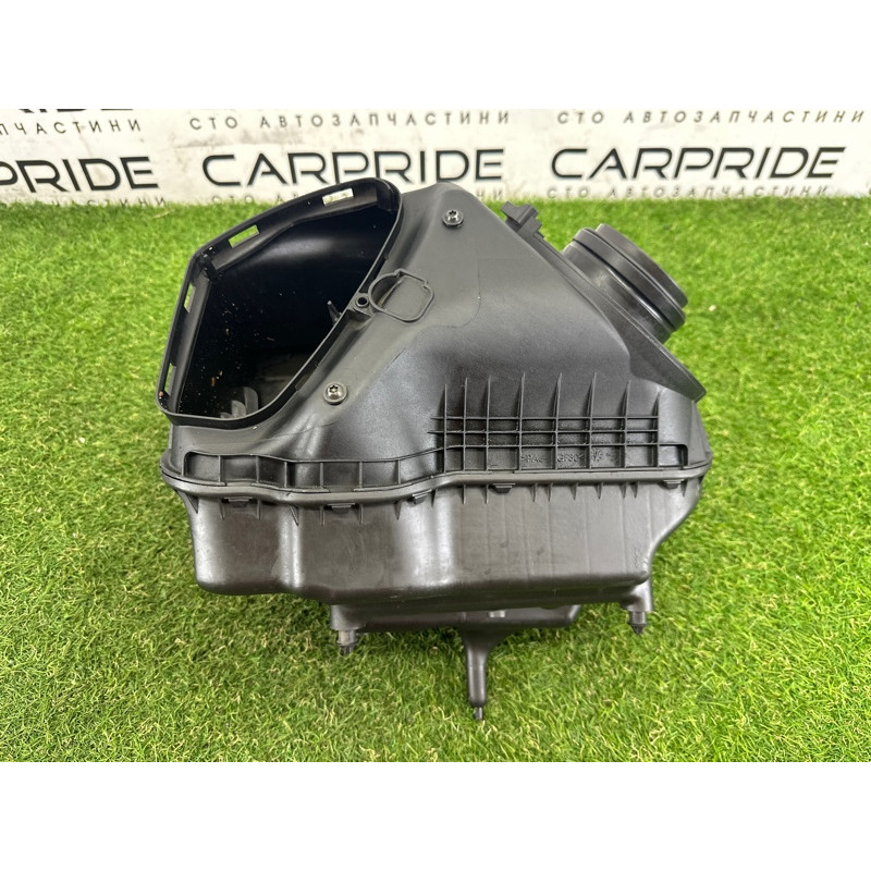 Корпус воздушного фильтра (впускная система) AUDI A7 4G 2012 3.0 CGXB 4G0133836R