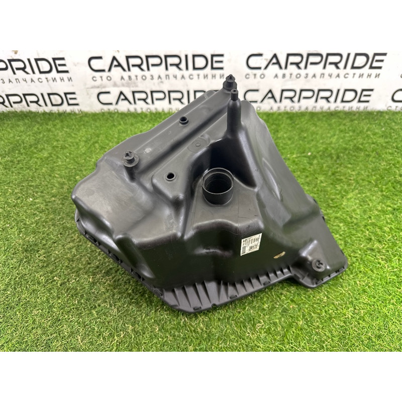 Корпус воздушного фильтра (впускная система) AUDI A7 4G 2012 3.0 CGXB 4G0133836R