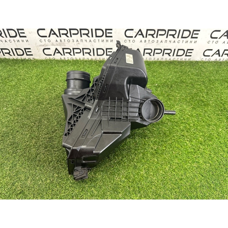 Корпус воздушного фильтра (впускная система) AUDI A4 B8 2012 2.0 CAEB 8K0133837BJ