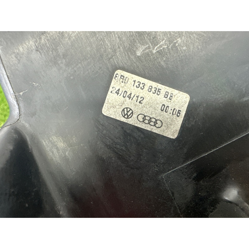 Корпус воздушного фильтра (впускная система) AUDI Q5 8R 2012 2.0 CAEB 8R0133837AF