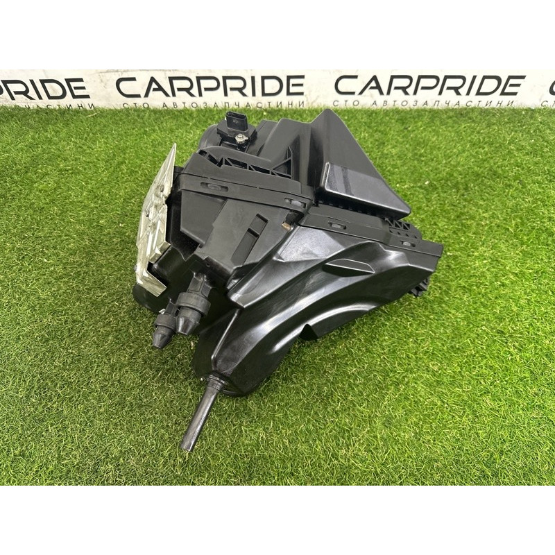 Корпус воздушного фильтра (впускная система) AUDI Q5 8R 2012 2.0 CAEB 8R0133837AF