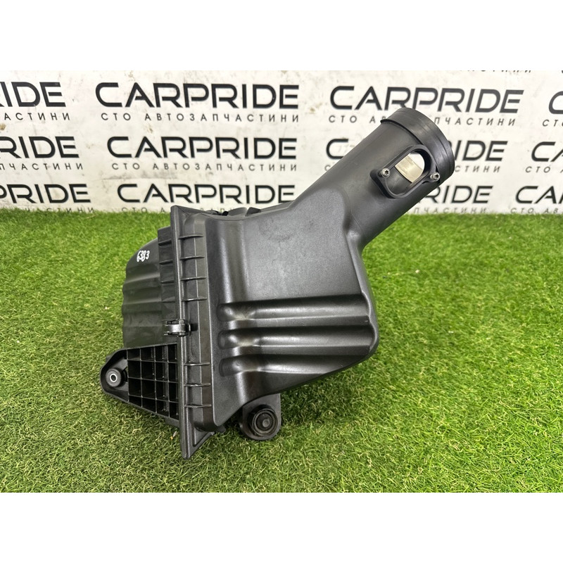 Корпус воздушного фильтра (впускная система) BMW 5-series F10 2015 2.0 N20 13717612014