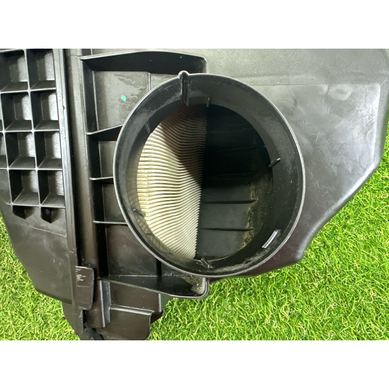 Корпус воздушного фильтра (впускная система) BMW 5-series F10 2015 2.0 N20 13717612014