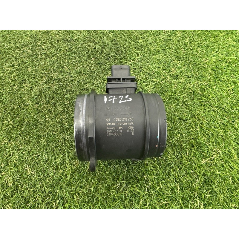 Датчик массового расхода воздуха (электрика двигателя) Volkswagen Touareg NF 2015 3.6 CGRA 03H906461A