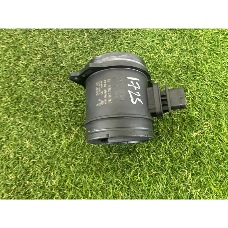 Датчик массового расхода воздуха (электрика двигателя) Volkswagen Touareg NF 2015 3.6 CGRA 03H906461A