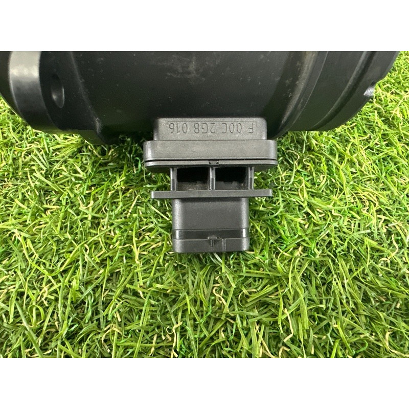 Датчик массового расхода воздуха (электрика двигателя) Volkswagen Touareg NF 2015 3.6 CGRA 03H906461A