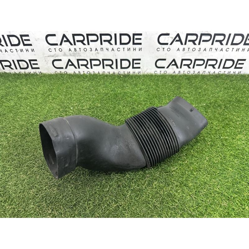 Патрубок воздушного фильтра (впускная система) BMW X3 F25 2013 3.0 N55B30 13717601874