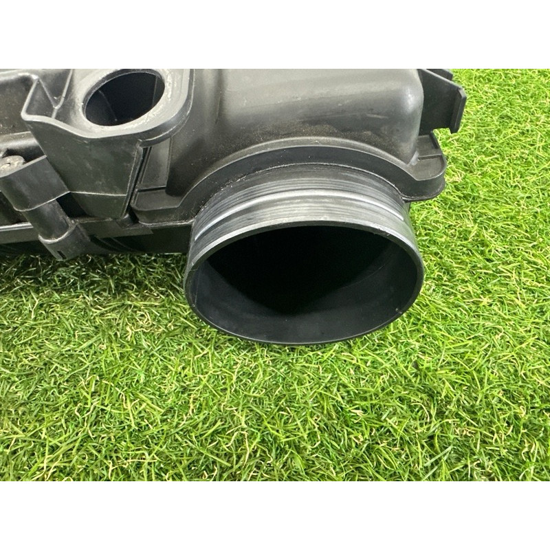 Корпус воздушного фильтра (впускная система) BMW 7-series F01 2011 3.0 N54 13717582311