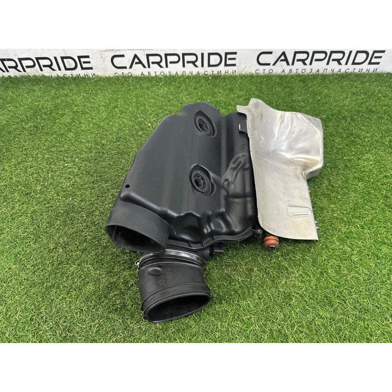 Корпус воздушного фильтра (впускная система) BMW X5 E70 2013-2015 3.0 13717577449
