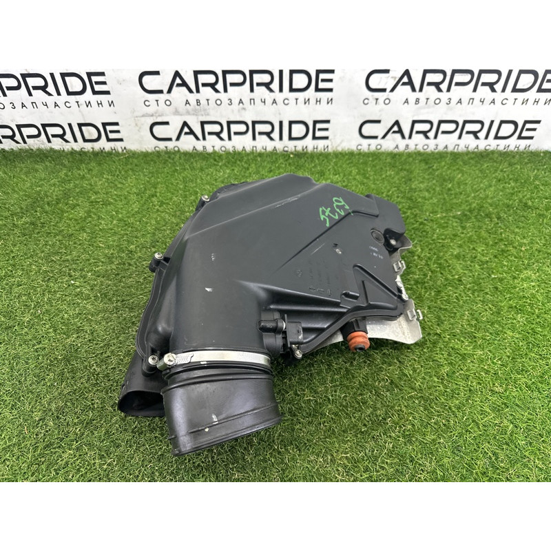 Корпус воздушного фильтра (впускная система) BMW X5 E70 2013-2015 3.0 13717577448
