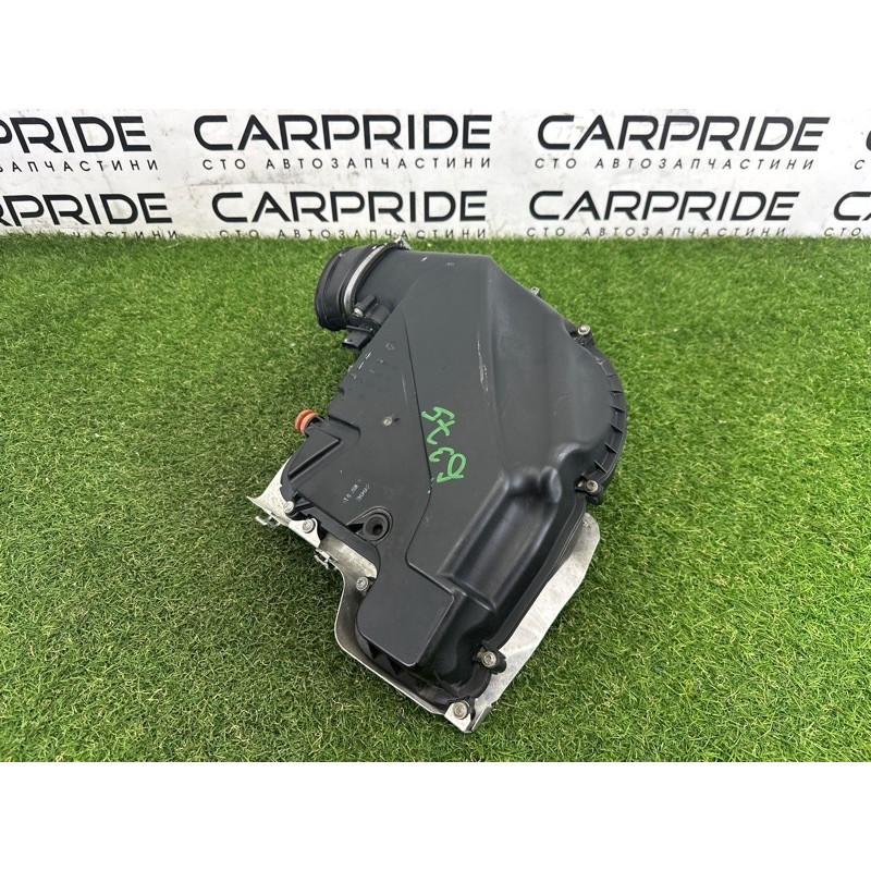 Корпус воздушного фильтра (впускная система) BMW X5 E70 2013-2015 3.0 13717577448