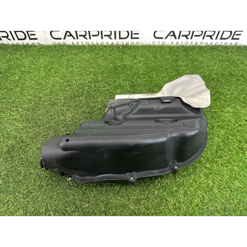 Корпус воздушного фильтра (впускная система) BMW X5 E70 2013-2015 3.0 13717577448