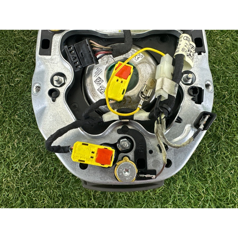 Airbag руля (airbag/безопасность) AUDI Q5 8R 2012 2.0 CAEB 8R0880201AQJ42