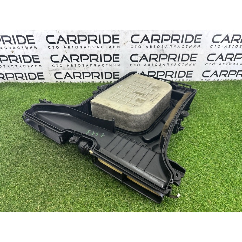 Корпус воздушного фильтра (впускная система) AUDI Q7 4M 2017 3.0 CREC 4M0133837A