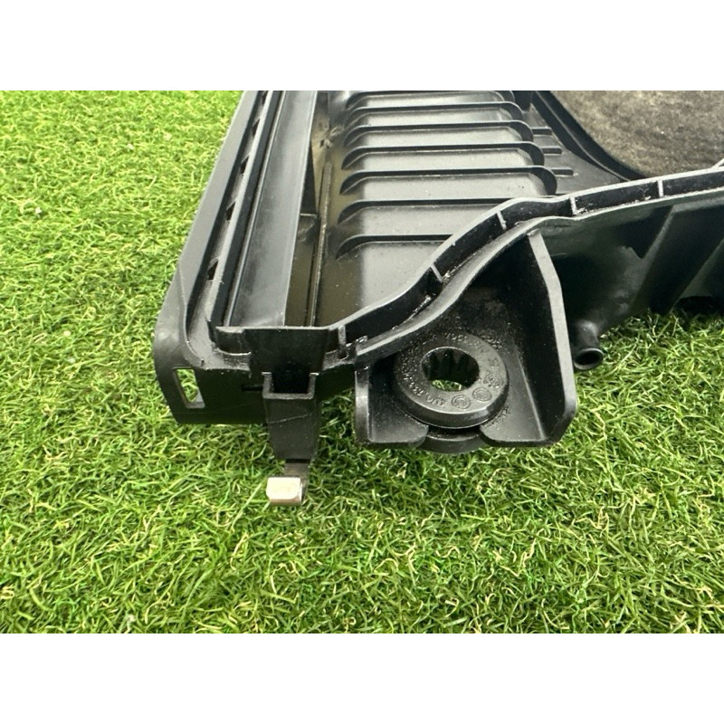 Корпус воздушного фильтра (впускная система) AUDI Q7 4M 2017 3.0 CREC 4M0133837A