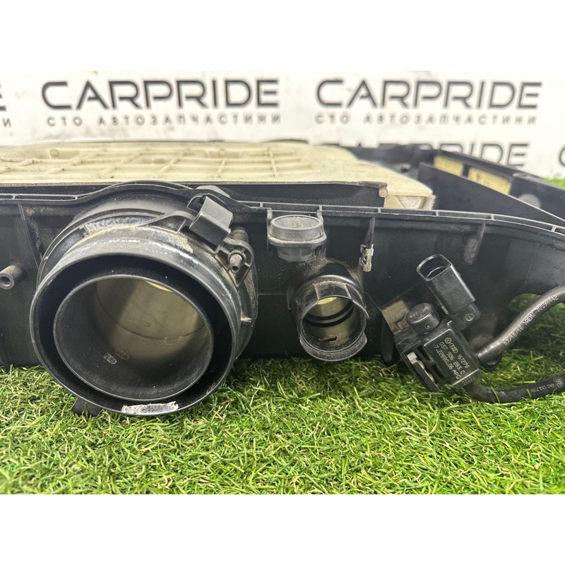 Корпус воздушного фильтра (впускная система) AUDI Q7 4M 2017 3.0 CREC 4M0133837A