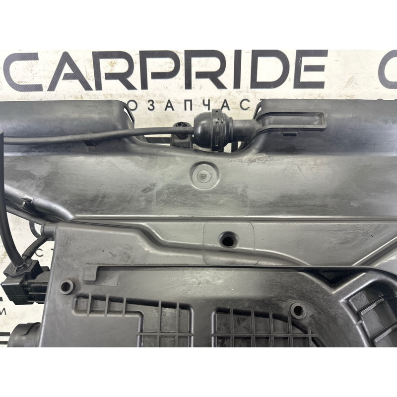 Корпус воздушного фильтра (впускная система) AUDI Q7 4M 2017 3.0 CREC 4M0133837A