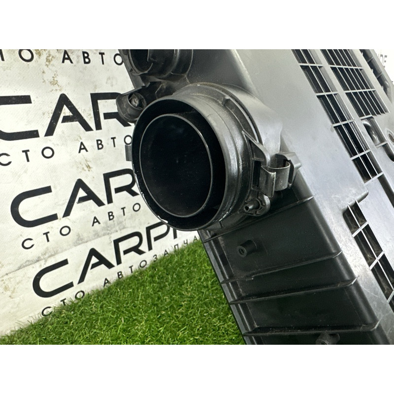 Корпус воздушного фильтра (впускная система) AUDI Q7 4M 2017 3.0 CREC 4M0133837A