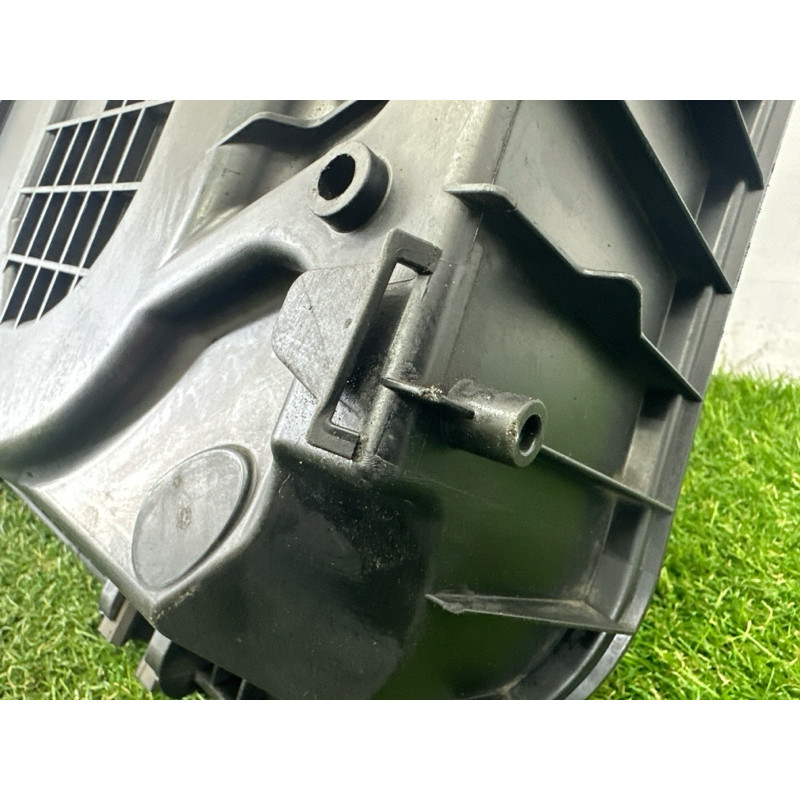 Корпус воздушного фильтра (впускная система) AUDI Q7 4M 2017 3.0 CREC 4M0133837A