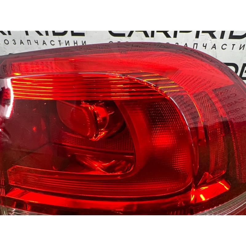 Задний фонарь (оптика) Volkswagen Touareg NF 2012 3.6 CGRA 7P6945096G