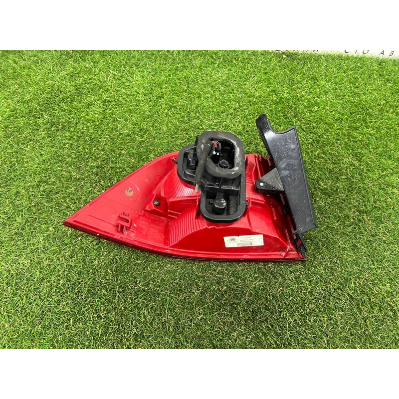 Задний фонарь (оптика) Volkswagen Touareg NF 2012 3.6 CGRA 7P6945096G