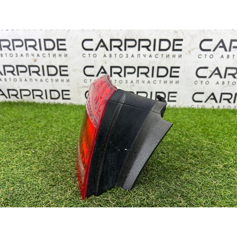 Задний фонарь (оптика) Volkswagen Touareg NF 2012 3.6 CGRA 7P6945095G