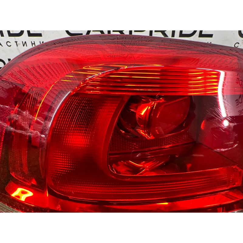 Задний фонарь (оптика) Volkswagen Touareg NF 2012 3.6 CGRA 7P6945095G
