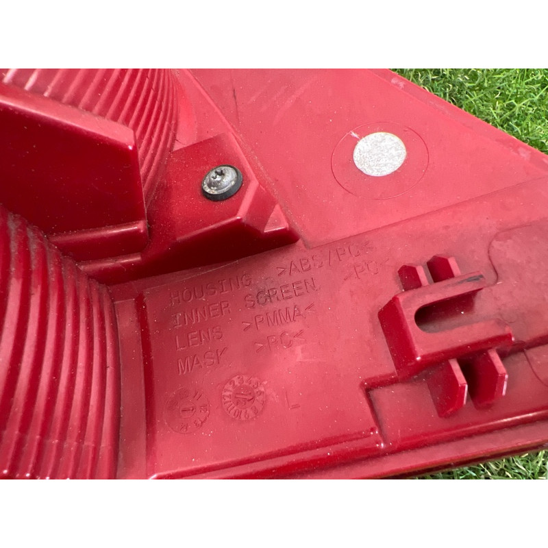 Задний фонарь (оптика) Volkswagen Touareg NF 2012 3.6 CGRA 7P6945095G