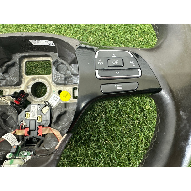 Руль (салон) Volkswagen Touareg NF 2015 3.6 CGRA 7P6419091X0U