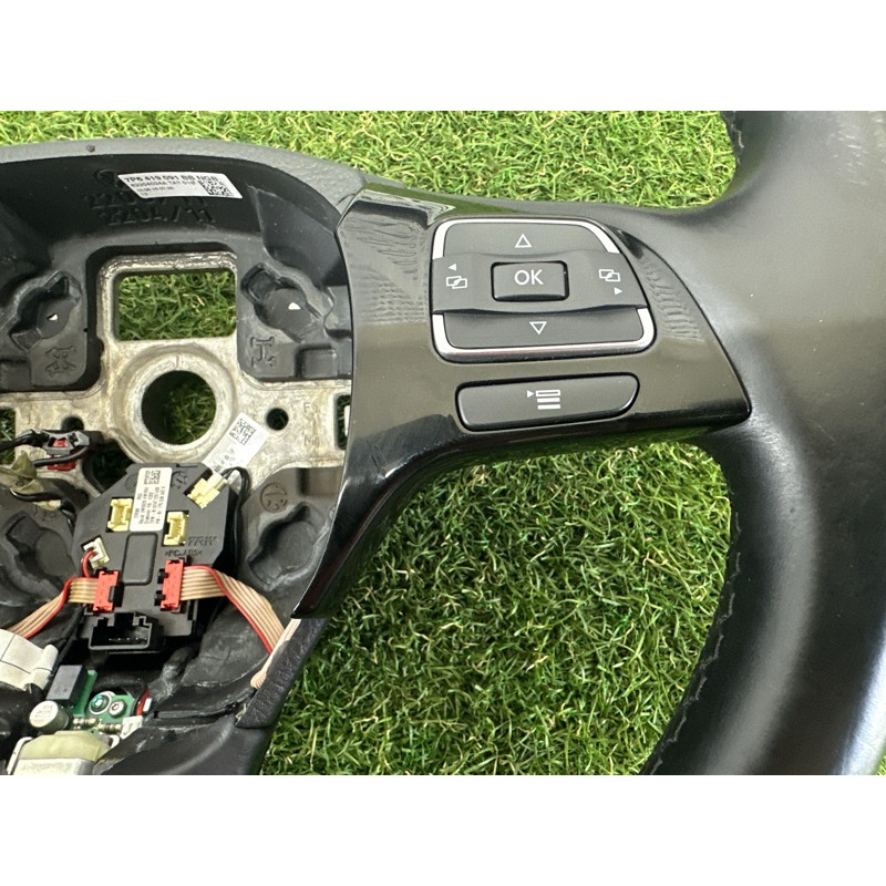 Руль (салон) Volkswagen Touareg NF 2015 3.6 CGRA 7P6419091BENGB