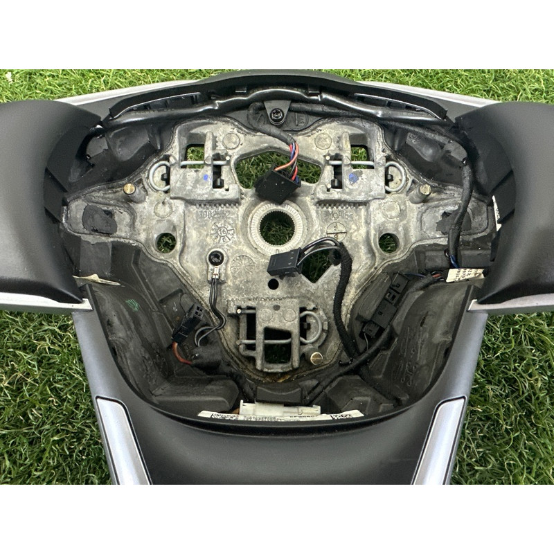 Руль (салон) BMW X1 F48 2016 2.0 B46B20 32306860358