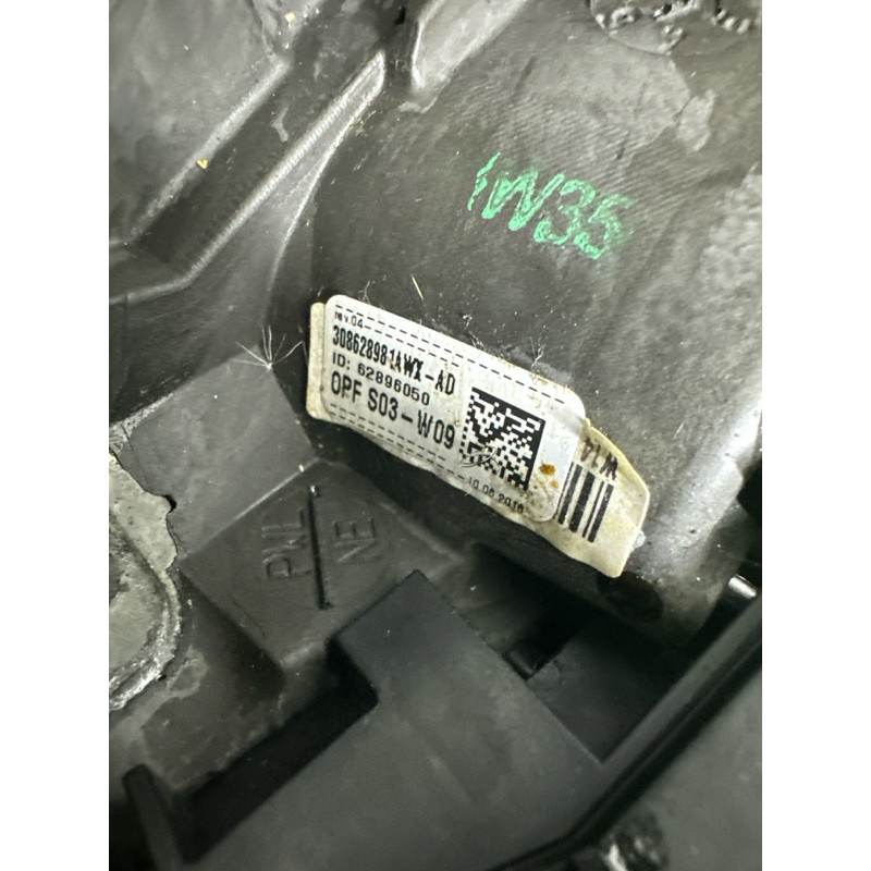 Руль (салон) BMW X1 F48 2016 2.0 B46B20 32306860358