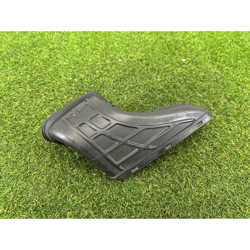 Патрубок воздушного фильтра (впускная система) AUDI Q5 8R 2012 2.0 CAEB 8R0129739A