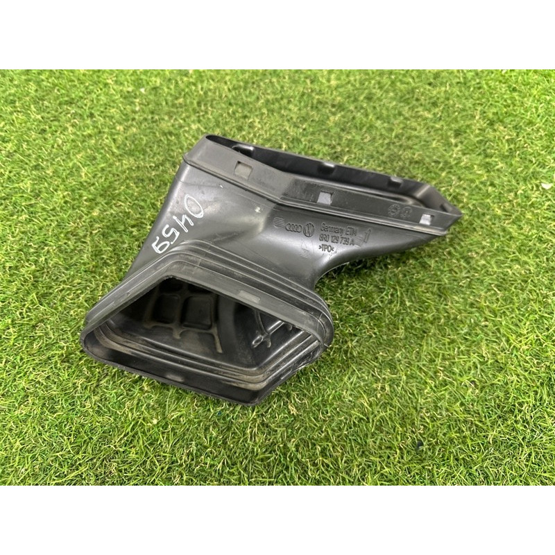 Патрубок воздушного фильтра (впускная система) AUDI Q5 8R 2012 2.0 CAEB 8R0129739A